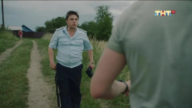 Кадры из сериала Жуки (2019)