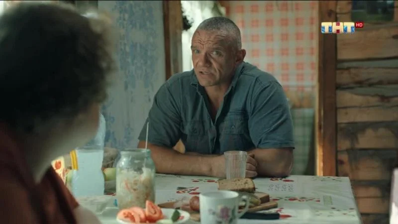 Кадры из сериала Жуки (2019)