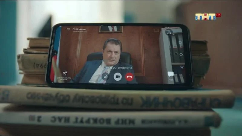 Кадры из сериала Жуки (2019)