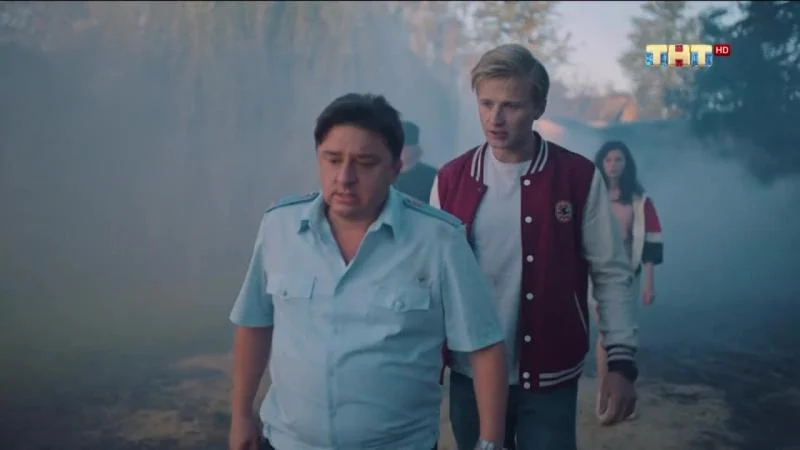 Кадры из сериала Жуки (2019)