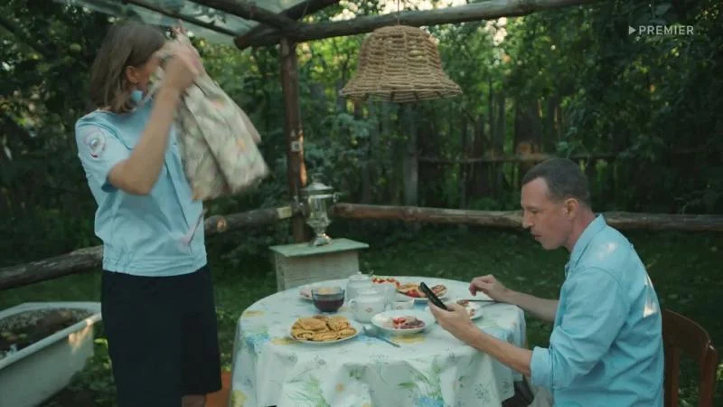 Кадры из сериала Жуки (2019)